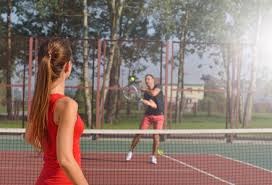 亚伯拉罕回归英超的机会：维拉与其他球队的争夺战